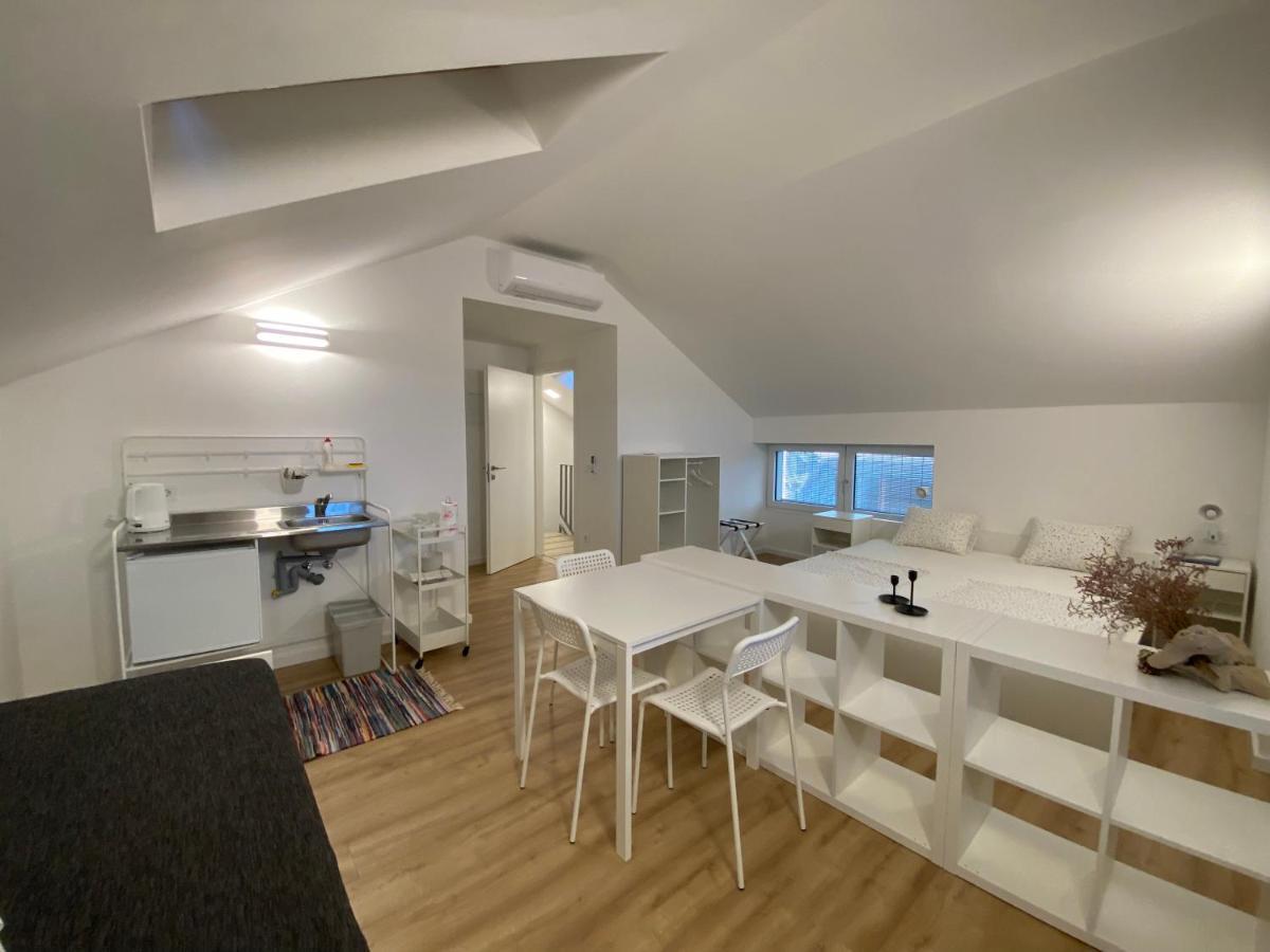 Sobe “Zavjetrina” Apartment Murter Exterior foto